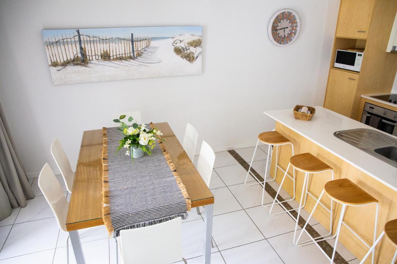 Tropical Getaway In 2 Bedroom Unit In 4 Star Resort Noosaville Exterior foto