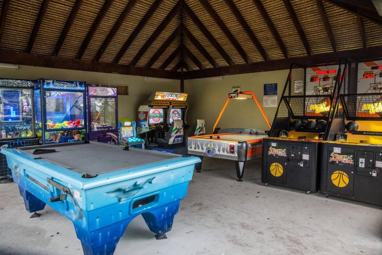 Tropical Getaway In 2 Bedroom Unit In 4 Star Resort Noosaville Exterior foto